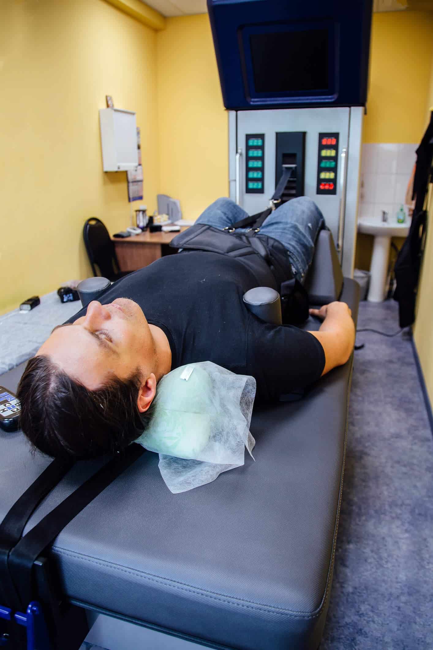 Image of spinal decompression therapy for sciatica Bartonville IL treatment session
